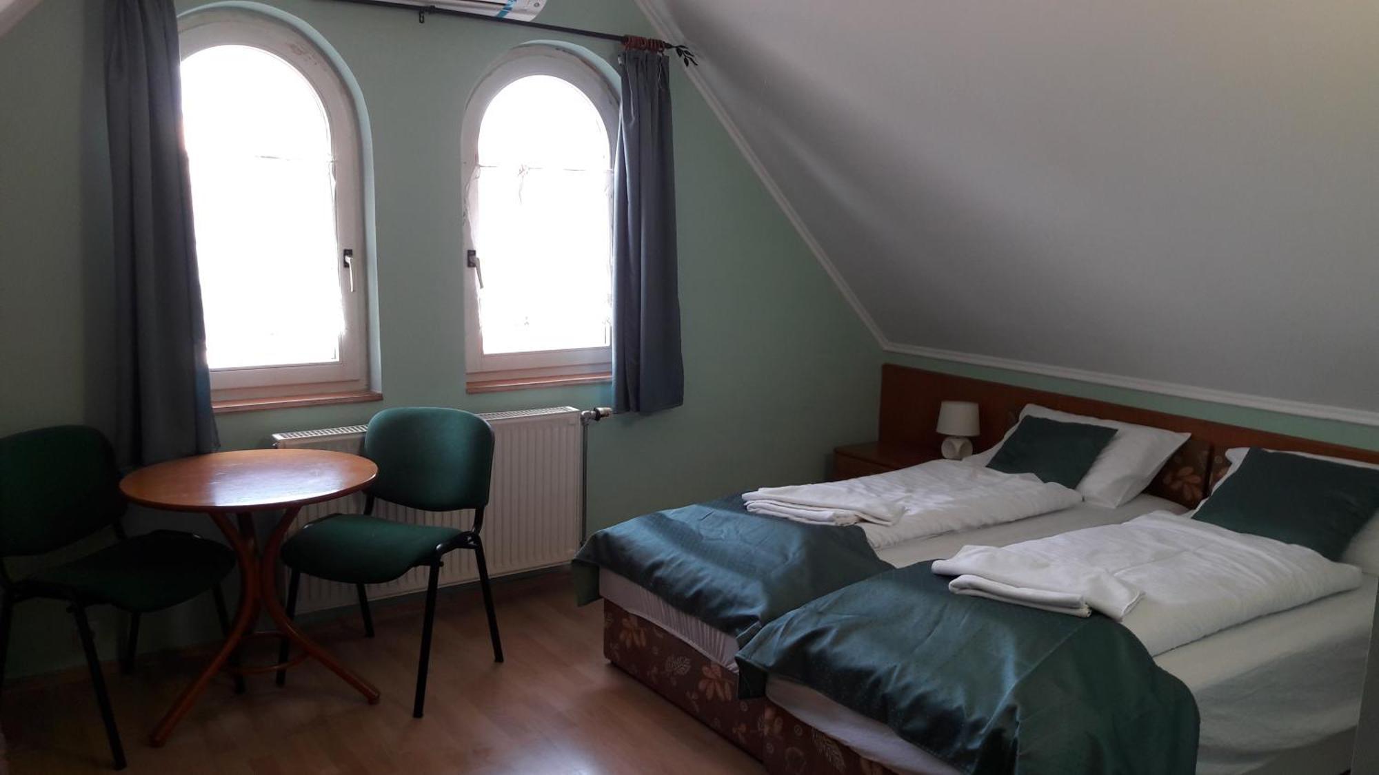 Szalay Villa Veszprém Extérieur photo