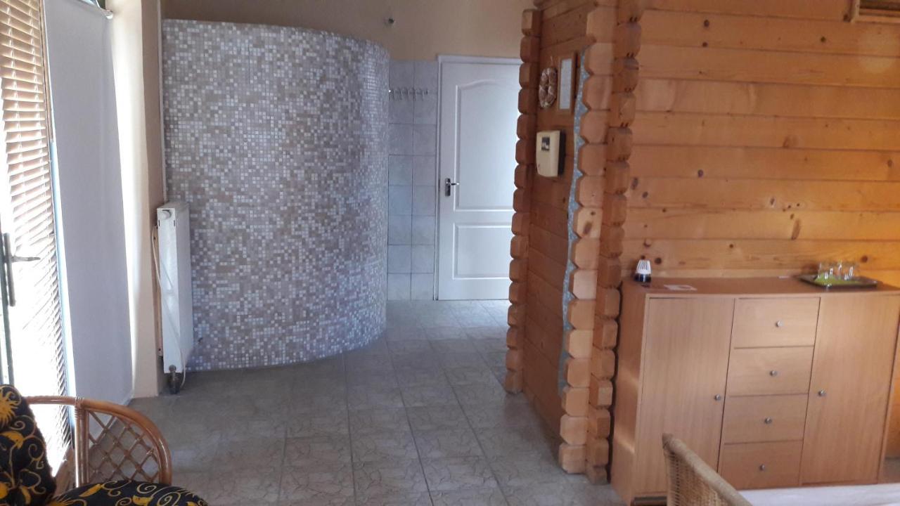 Szalay Villa Veszprém Extérieur photo